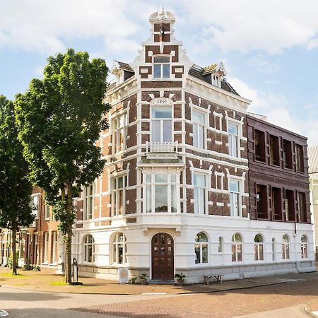 Eclectic Hotel Copper Middelburg Bagian luar foto