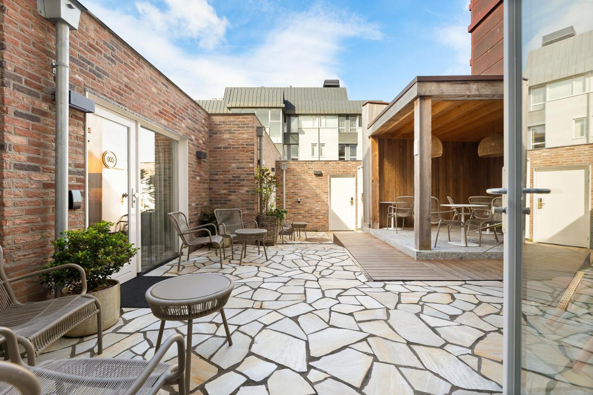 Eclectic Hotel Copper Middelburg Bagian luar foto